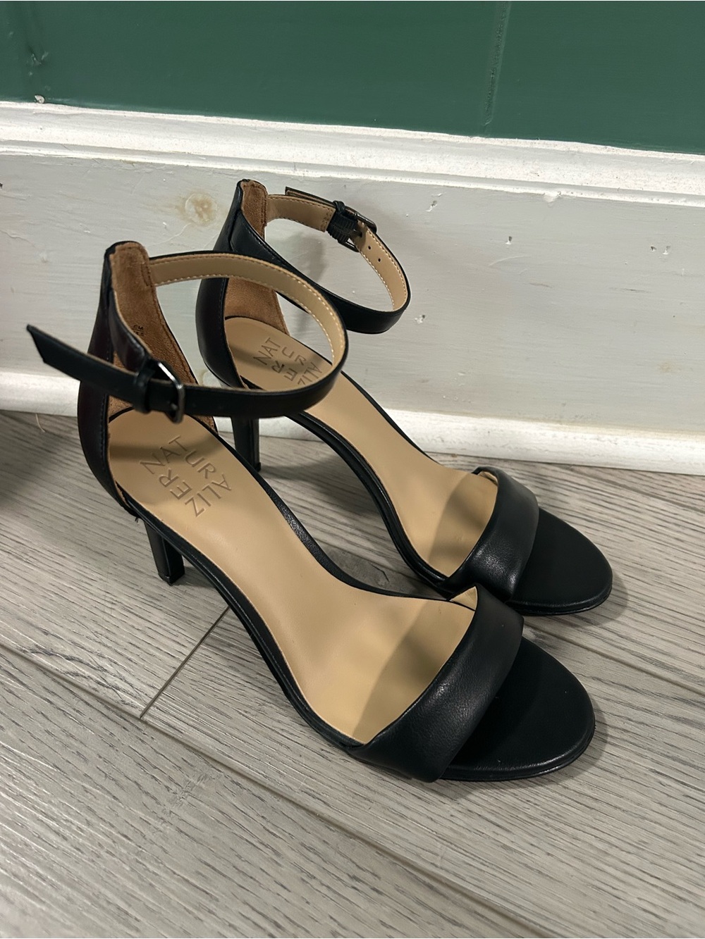 Naturalizer women's heels